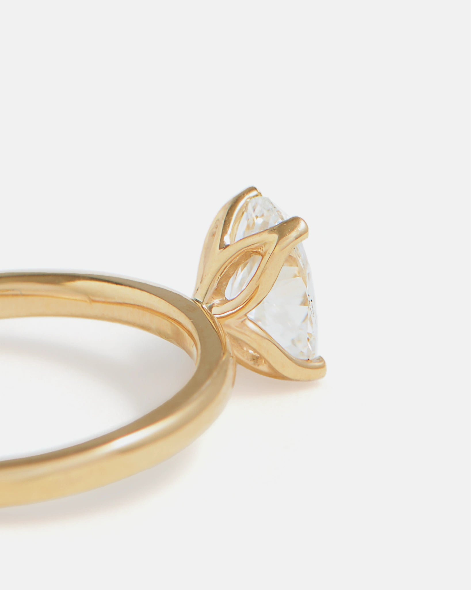 Ellipse Petal Ring in 14k Fairmined Yellow Gold with Lab-Grown Diamond