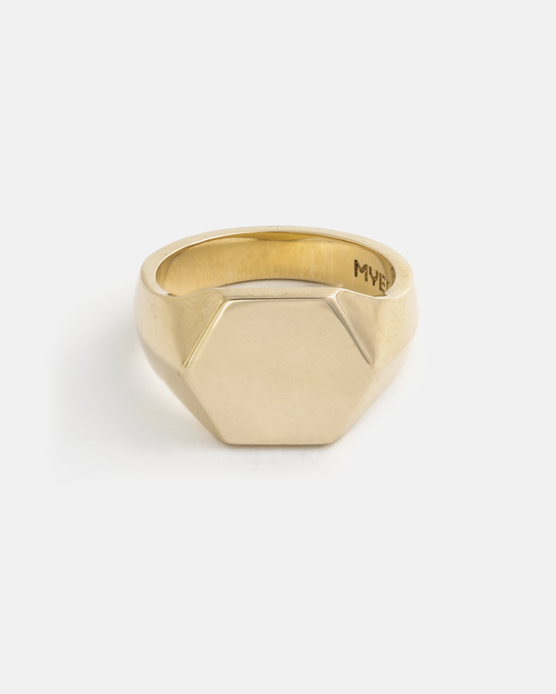 Signet Ring in 14k Yellow Gold