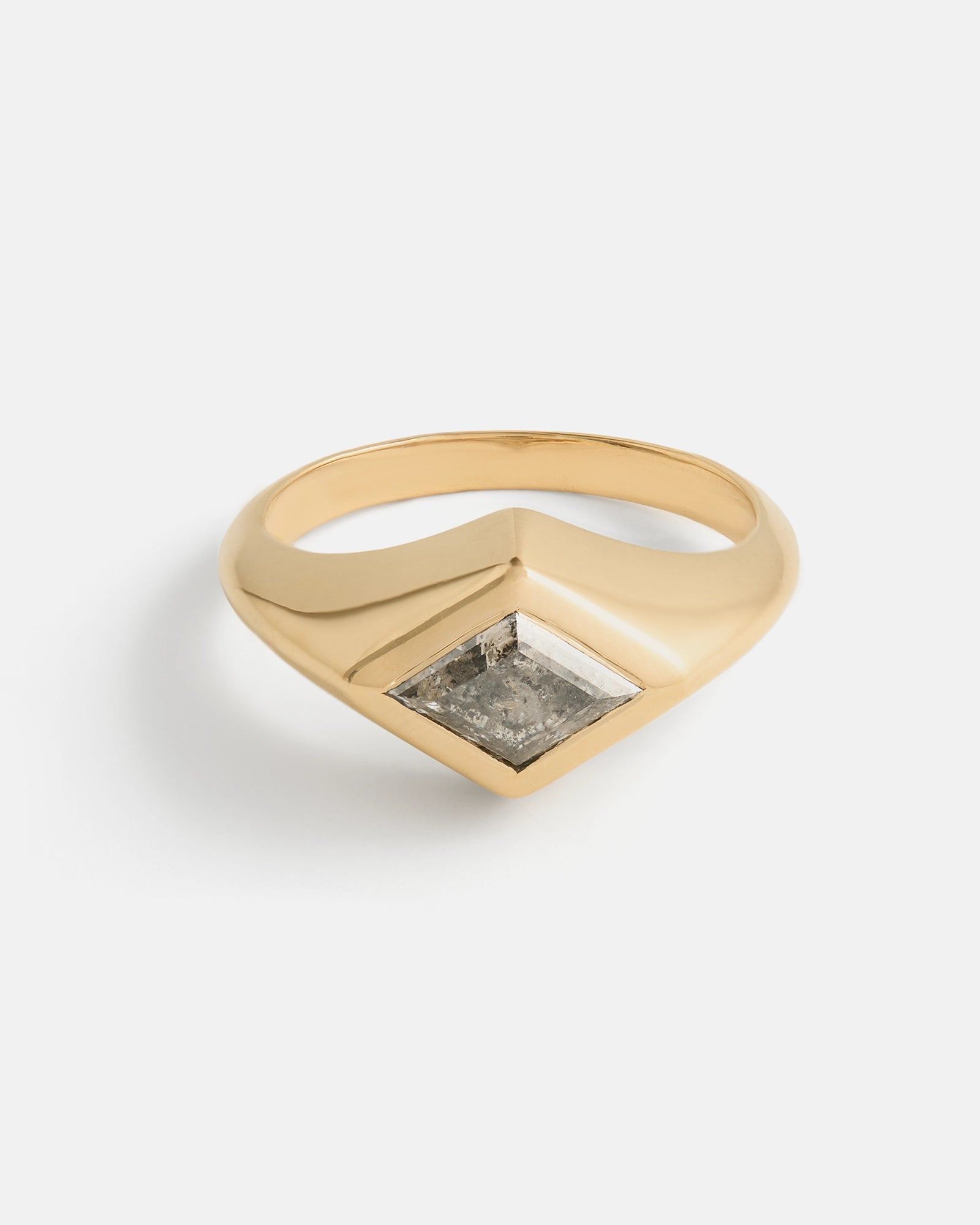Bague Chevalière en Or Jaune 18K avec Diamant Canadien Salt & Pepper 