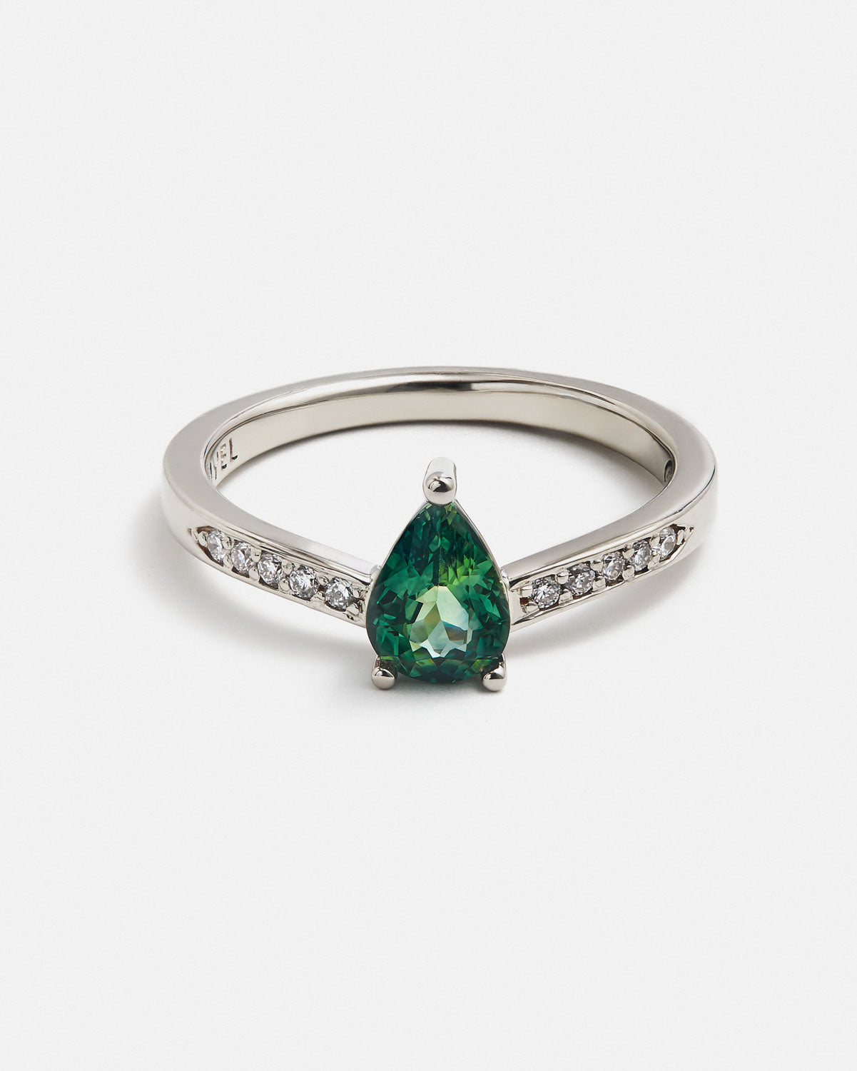 Bague personnalisée - Pira Vague en Or Fairmined avec Saphir d'Australie et Diamants de laboratoire 