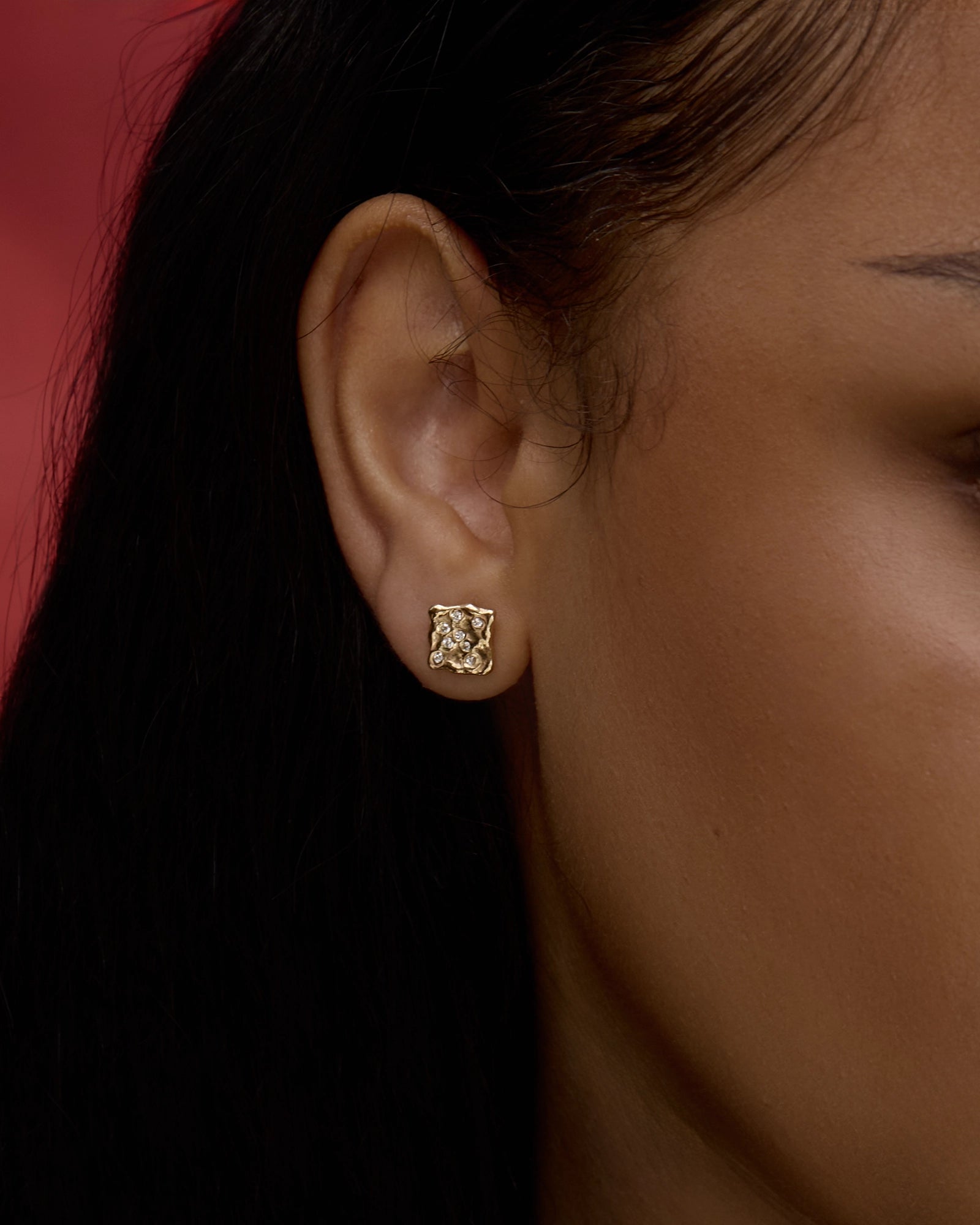 Boucles D'Oreilles Forge Constellation en Or 14k avec Diamants de Laboratoire