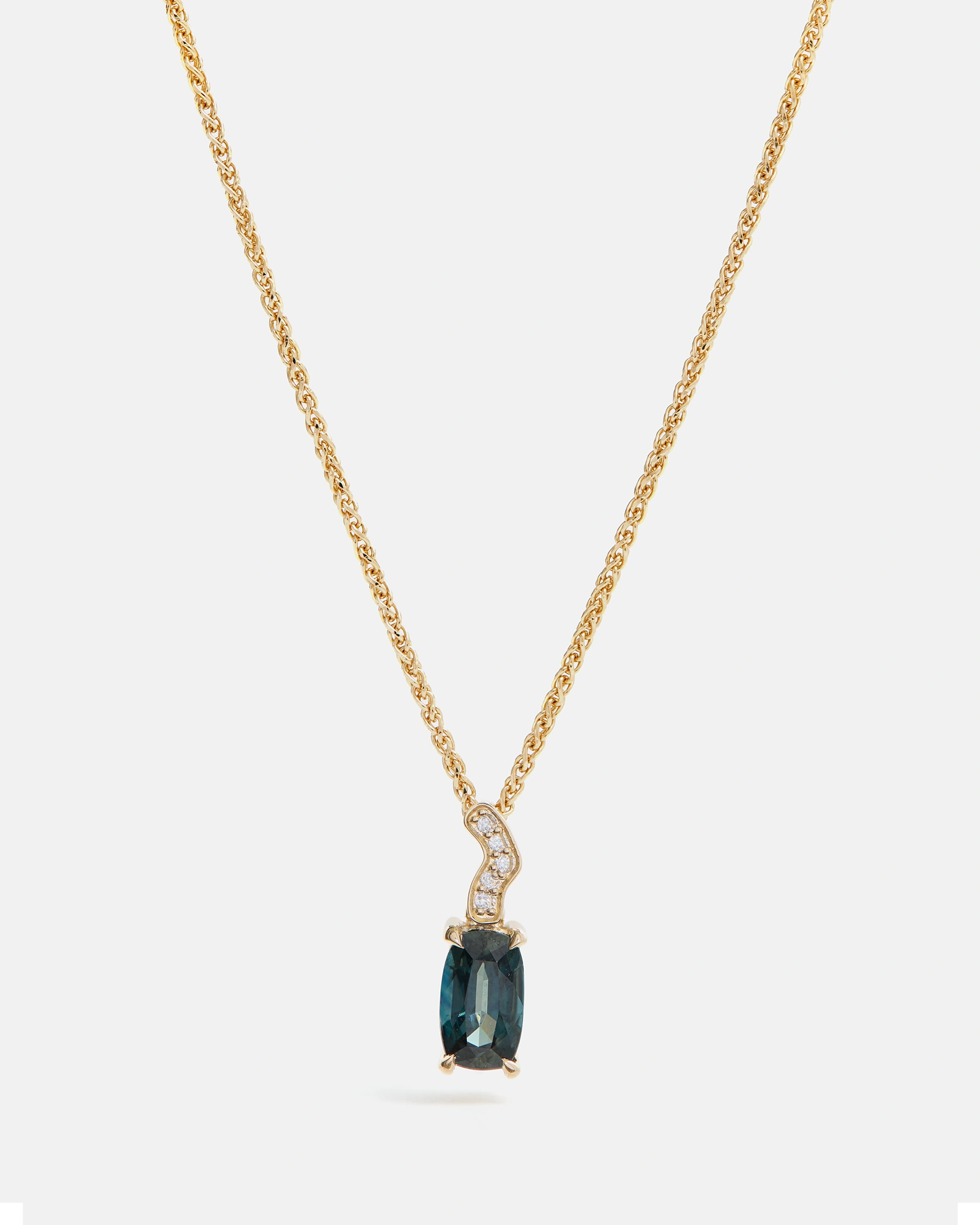 Australian Sapphire Pendant in Fairmined 14K Yellow Gold embellished with lab-grown diamonds