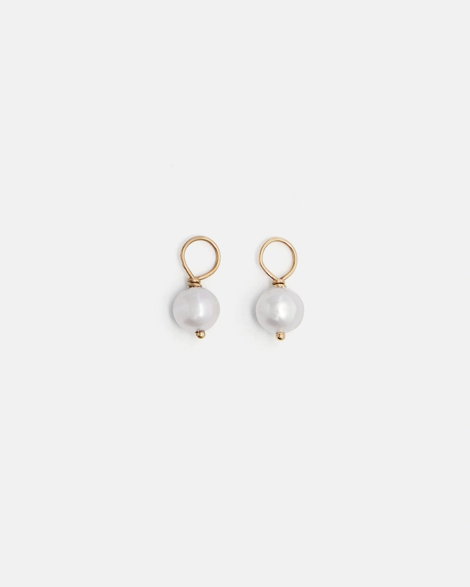 Pom-pom Pendants for Hoops in Gold with Freshwater White Pearls