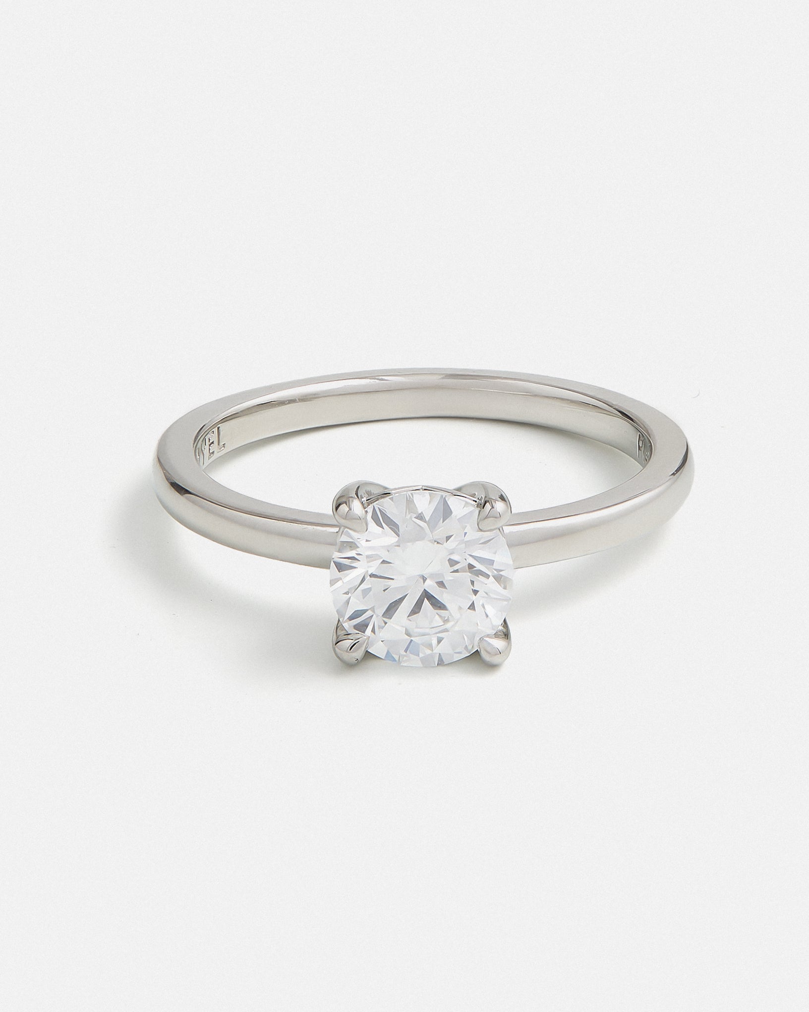 Solitaire Ring in Platinum with a 1,09ct Lab-Grown Diamond