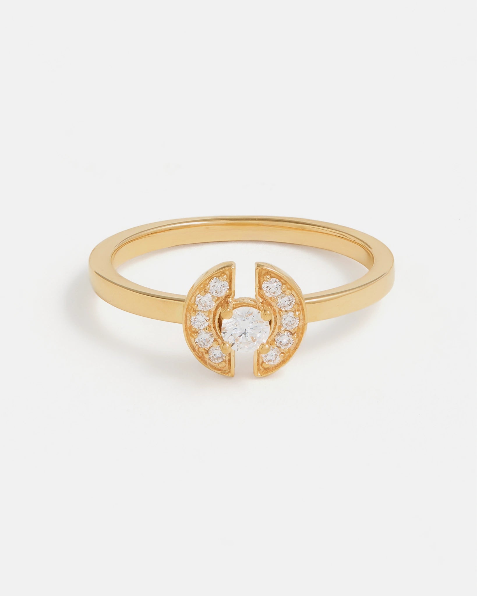 Stein Ring in Yellow Gold with Diamonds MYEL Design