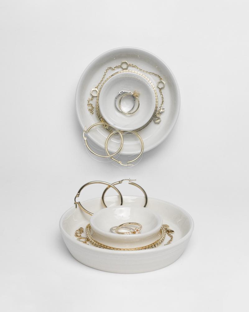 MYEL x AMK Ceramic Jewelry Dish in White